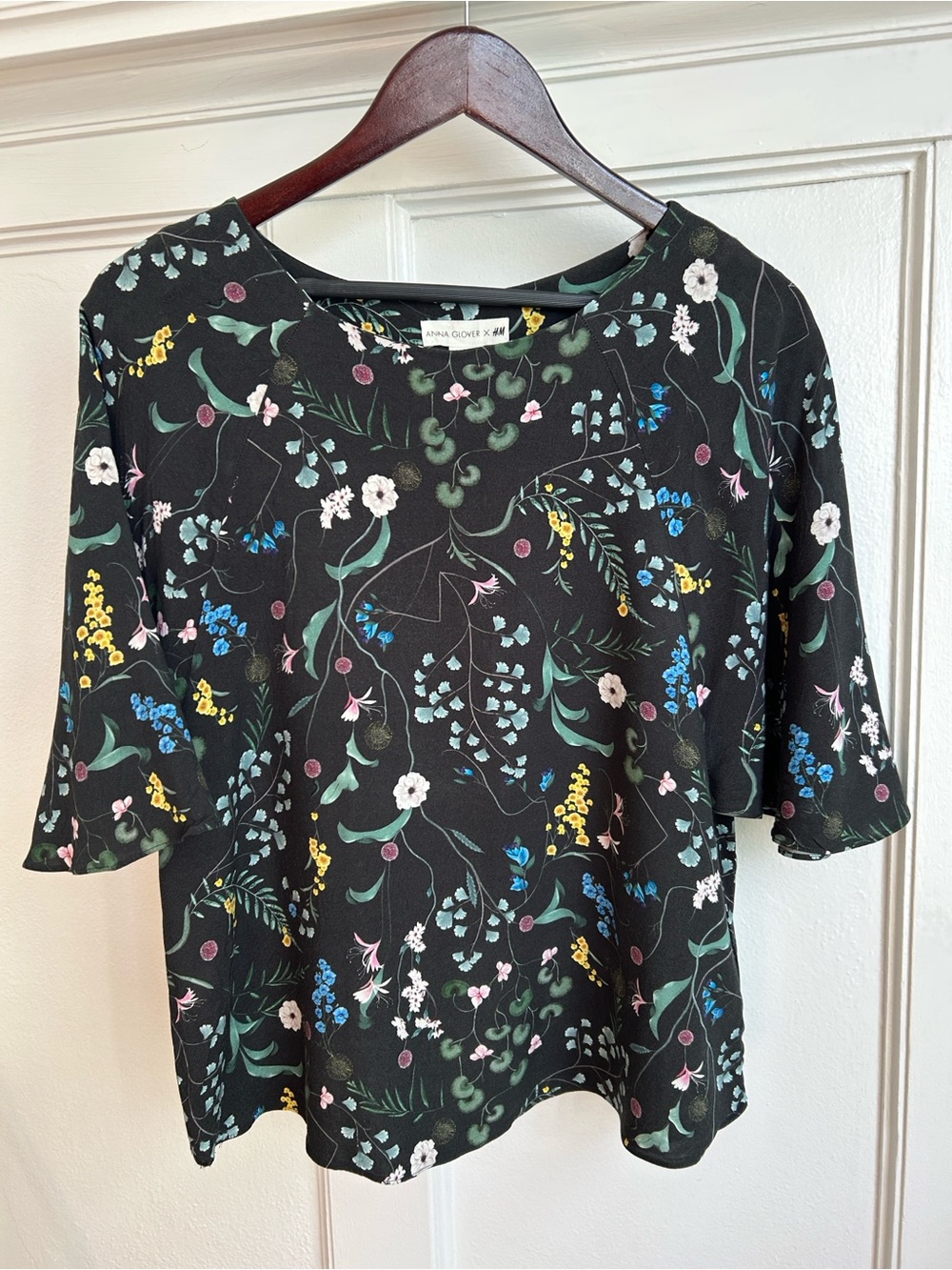 Anna Glover x H&M Floral Butterly-Sleeve Top